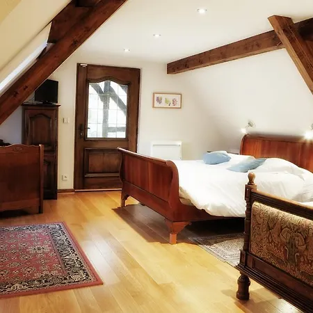호텔 La Ferme De Marie-helene 3*